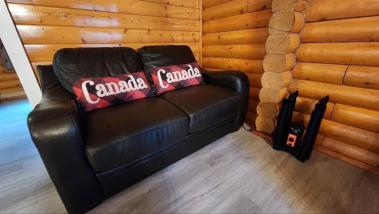Mt. Revelstoke Alpine Chalets المظهر الخارجي الصورة