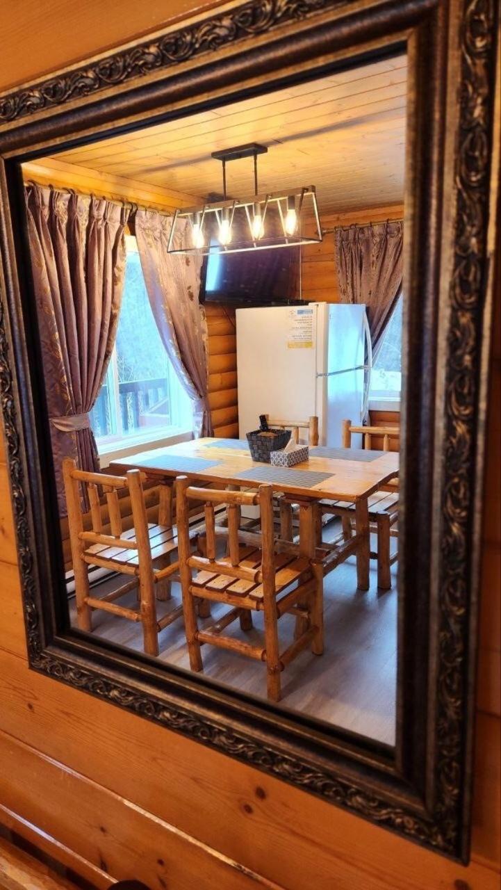 Mt. Revelstoke Alpine Chalets المظهر الخارجي الصورة